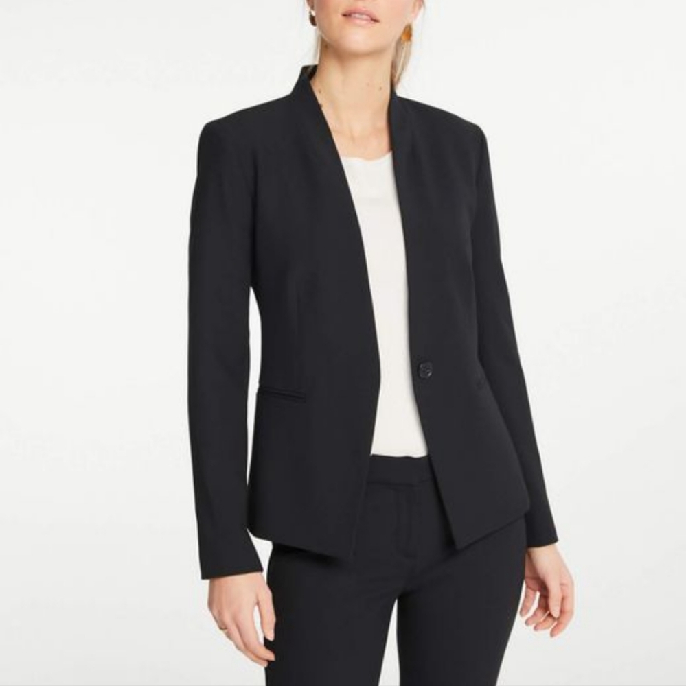 NWT Ann Taylor petite cutaway blazer black